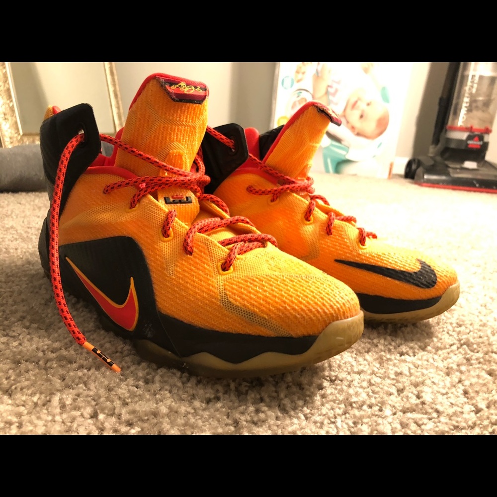 Nike’s - Picture 3 of 7